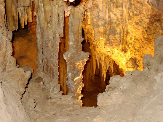 Colossal Cave Mountain Park